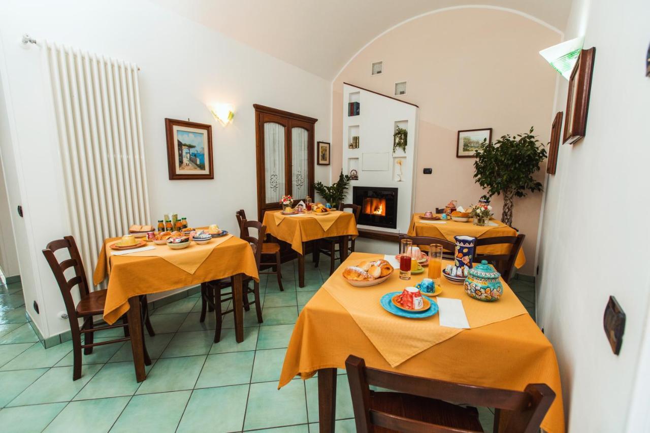 Hotel Roccia Fiorita Furore Exteriér fotografie