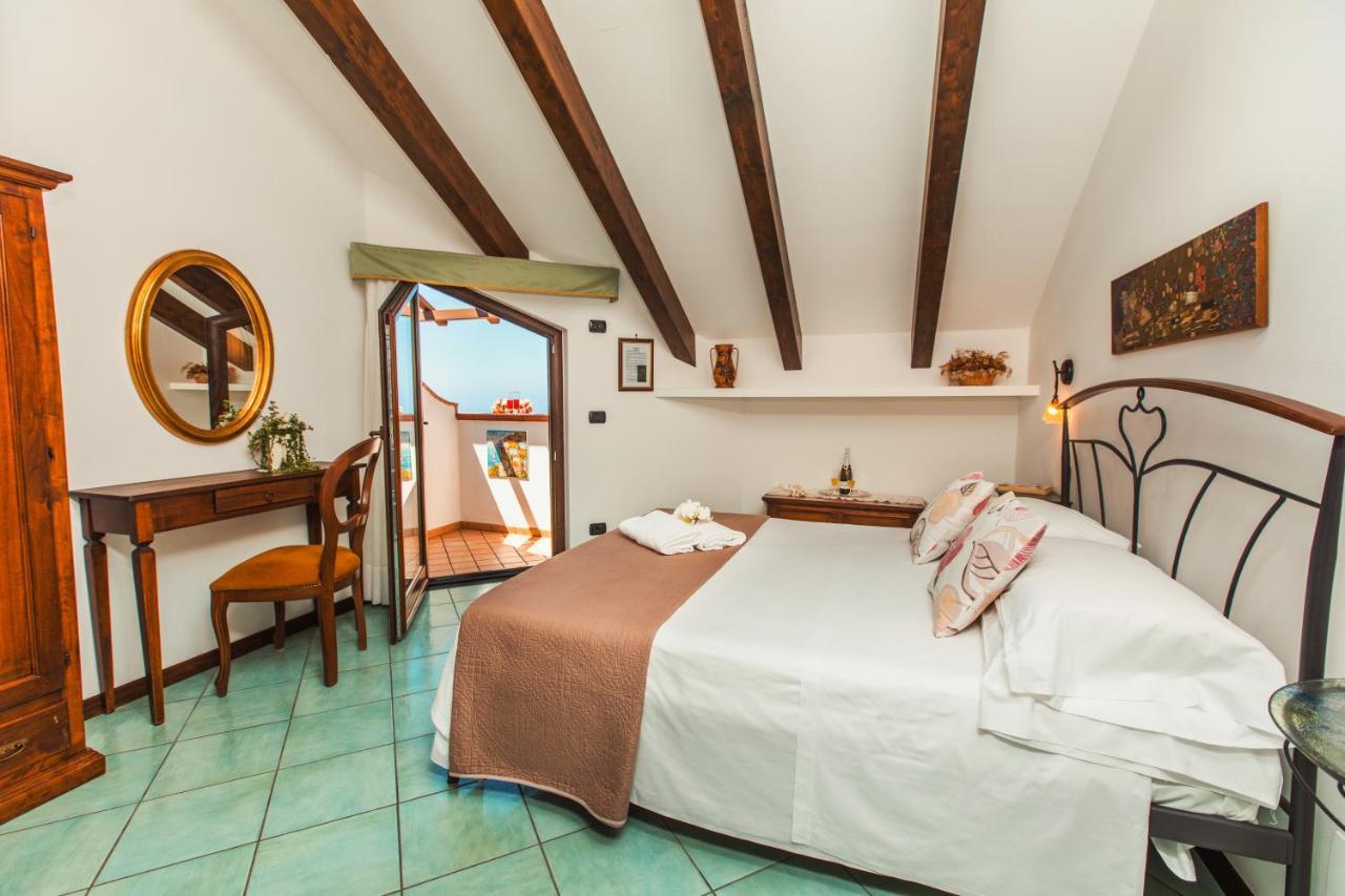 Hotel Roccia Fiorita Furore Exteriér fotografie
